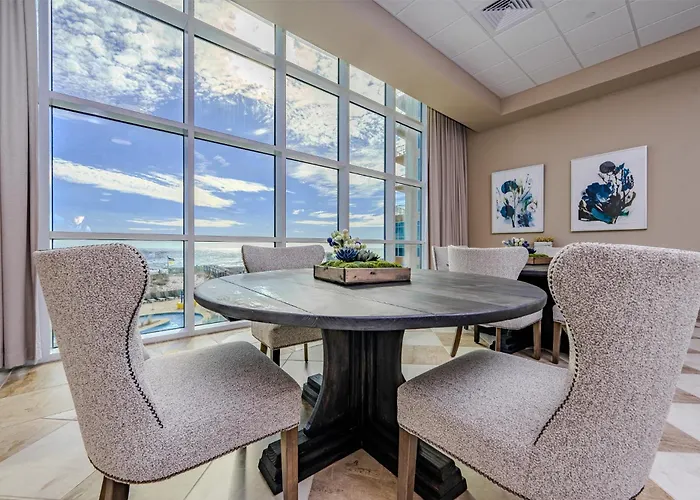 Phoenix Gulf Towers 2207