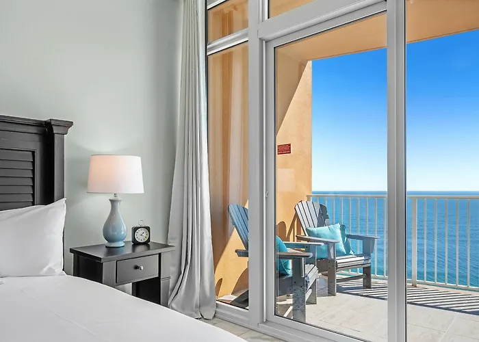 Phoenix Gulf Towers 2207 Apartment