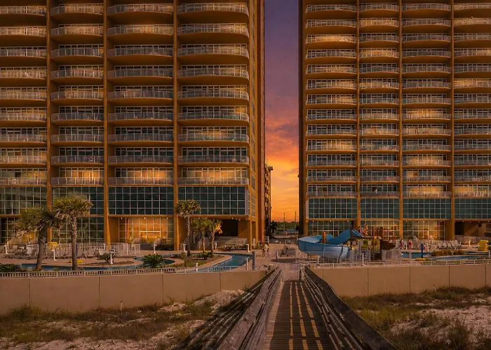 Phoenix Gulf Towers 2207 Apartment